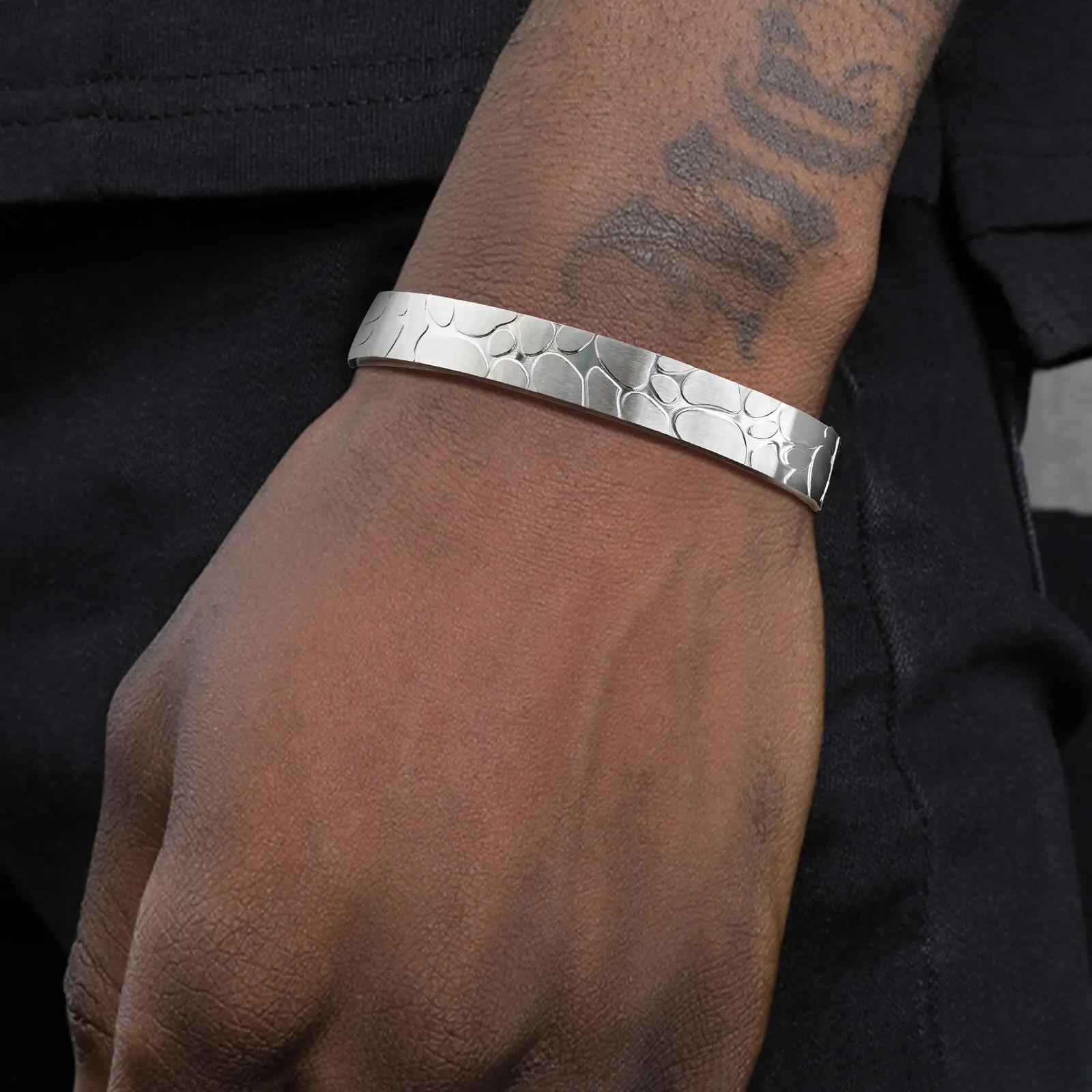 Thick Crack Cuff Bangles for Men Boys,Never Fade Stainless Steel Open Bracelet,Punk Jewelry Gift